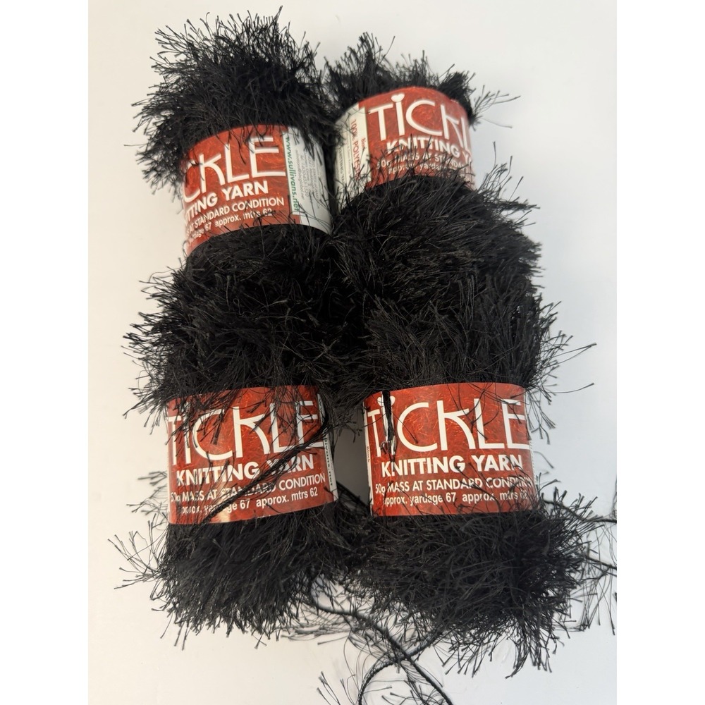 Tickle Knitting Yarn Black Eyelash 50g 67 Yds 4‎ Skeins Sullivans